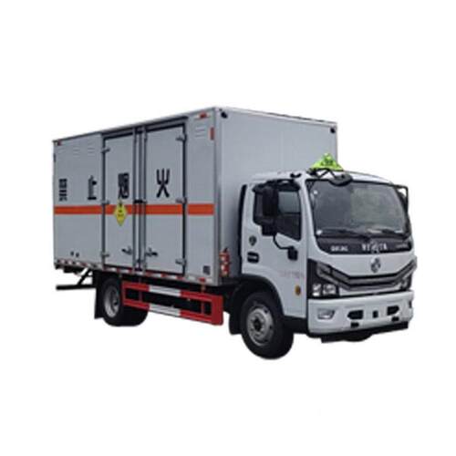 江铃厢式车,江特牌299JD货F50641XWJ型杂Z项危险物品厢式运输车