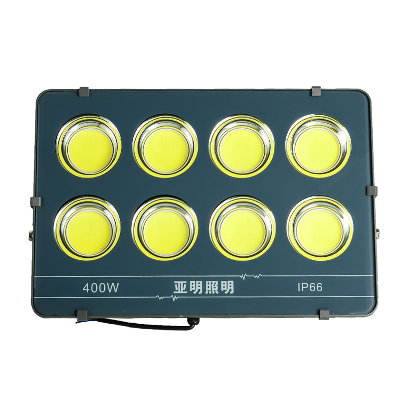 亚明LED投光灯户外防水8芯400W工厂房车间工程工地照明探照方射灯