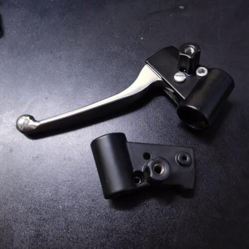 适用比亚乔Vespa LX1503V iget 春天冲刺150刹车手柄镜座牛角手把