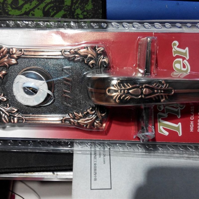 老虎锁防盗门锁通用型老式虎齿门锁外装木门大门锁自动锁移门碰锁