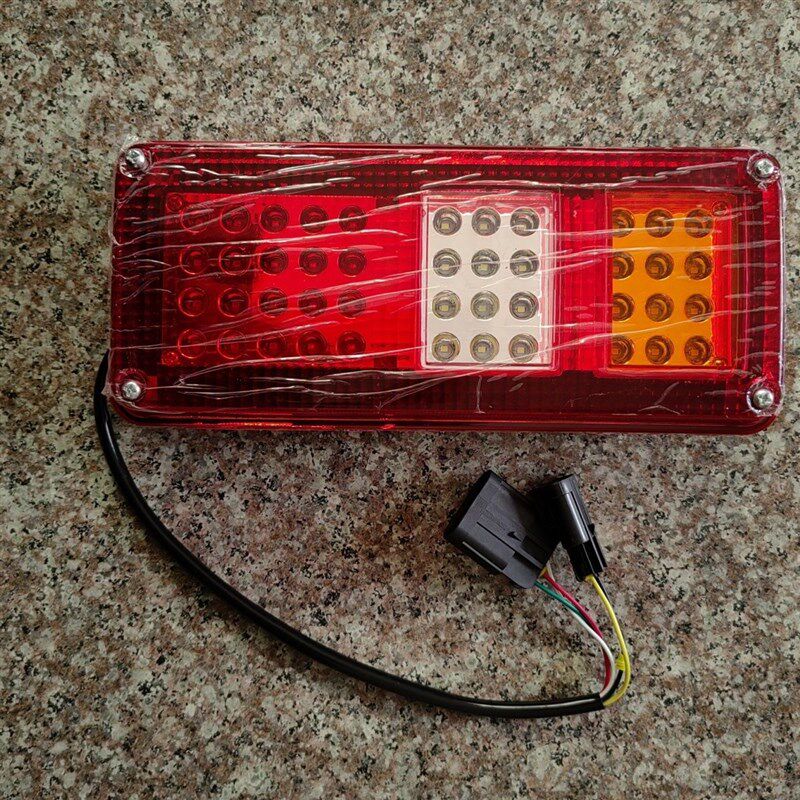 宝鼎轮式挖掘机配件新款LED三色后尾灯总成  尾灯壳不分左右通用