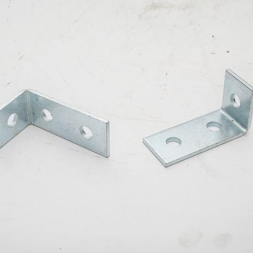 加厚直角型2孔镀锌角码C型钢两孔3孔四孔L型连接片太阳能光伏配件