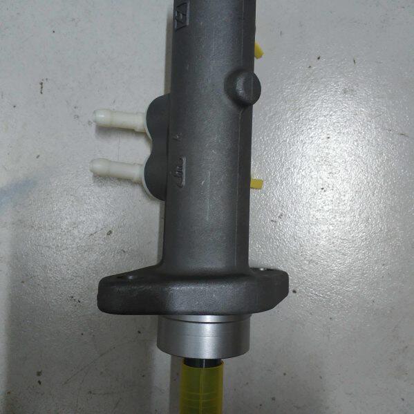 南京依维柯 都灵 宝迪A50 刹车总泵 制动总泵 原厂装车件