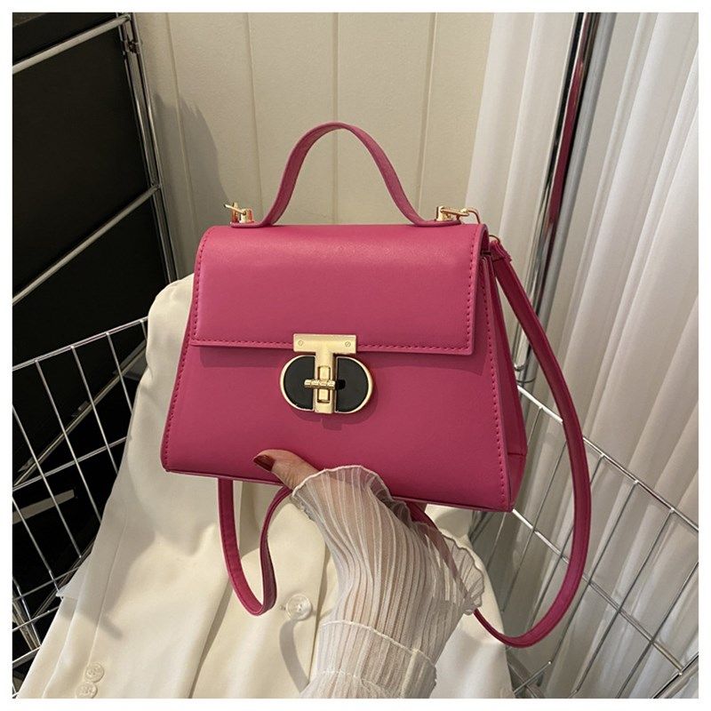 撞色简约质感链条小包包女2023夏季洋气设计小方包时尚斜跨单肩包