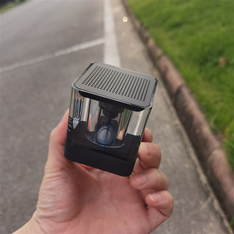 外贸原328一个 户外无线低音炮氛围灯魔方便携扬声器蓝牙音响