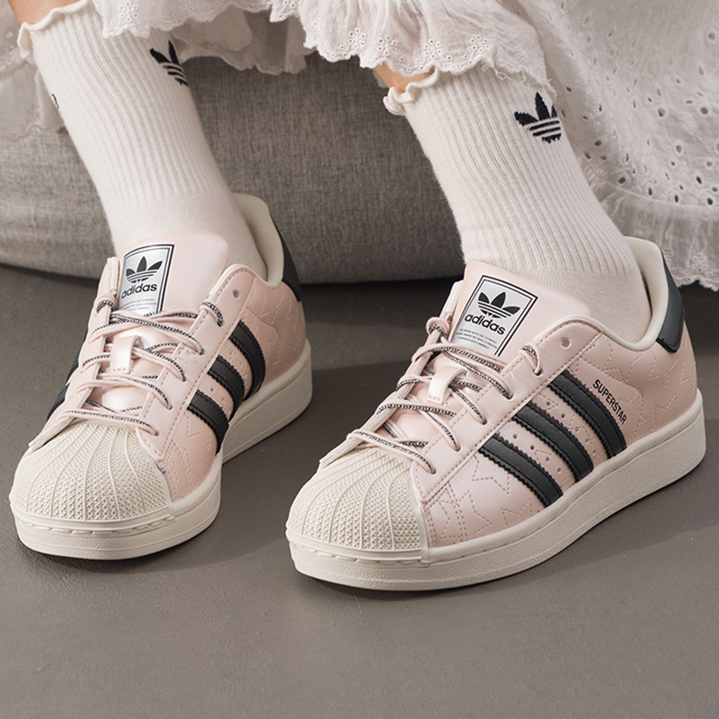 正品阿迪达斯ADIDAS三叶草女款鞋