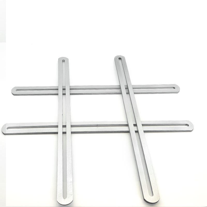 不锈钢压条中间通槽开孔直径m6摩托车尾箱改装支架转接棒条全开孔