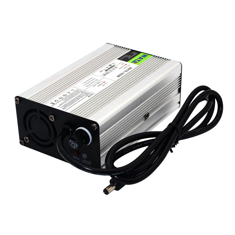 29.4V3A 5A充电器7串 24V锂电池 自动宽电 智能铝合金外壳 带风扇