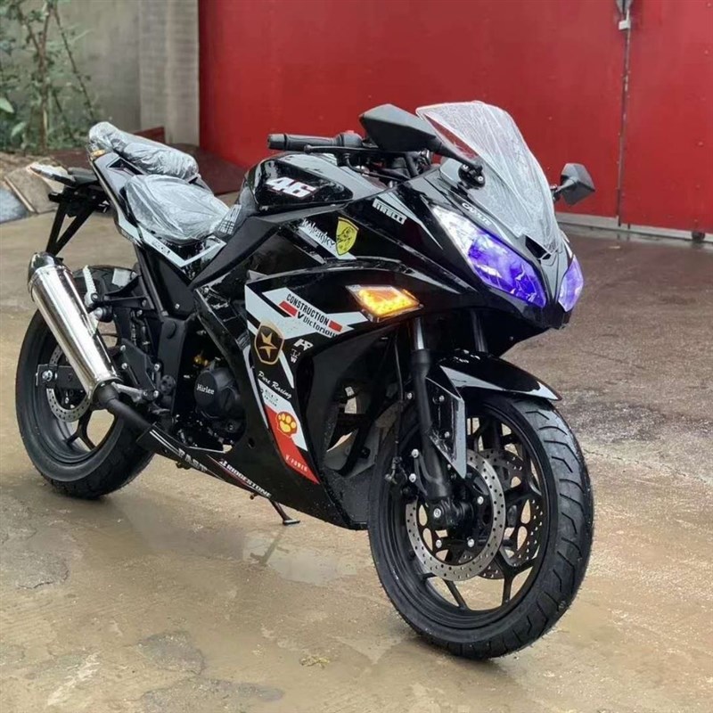 国四电喷小忍者摩托车地平线整车趴赛白极光跑车双缸水冷250-400