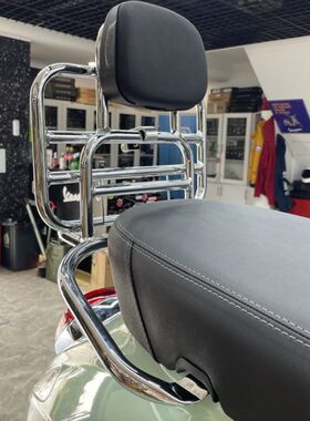 适用VESPA后货架春天冲刺150 GTS300 比亚乔尾货架行李箱架尾箱架