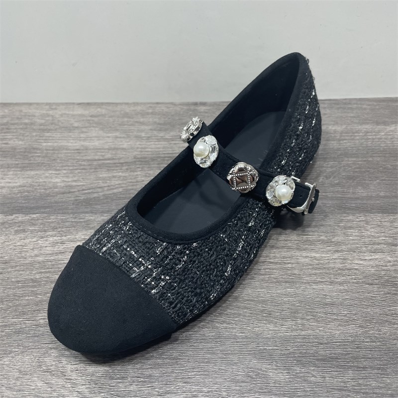 断码处理小香风圆头拼色浅口水钻珍珠一字带百搭平底玛丽珍单鞋女