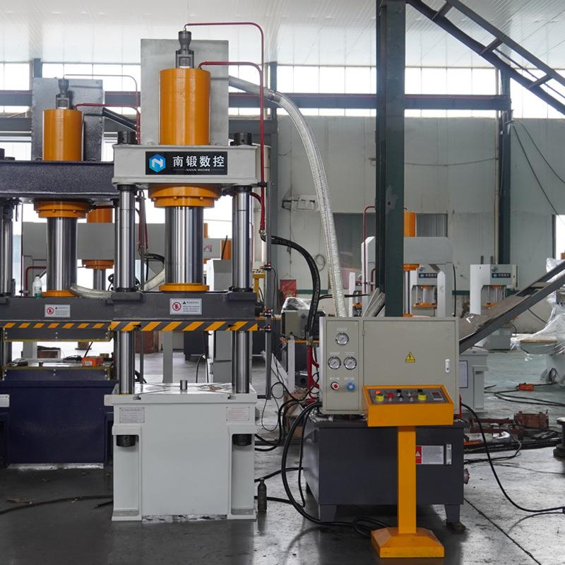 三梁四柱160吨液压机金属压制成型小型油压机160T带下顶缸压力机