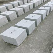 光伏水泥墩避雷墩支架可定工程各种防雷墩子规格圆钢现货屋顶梯形