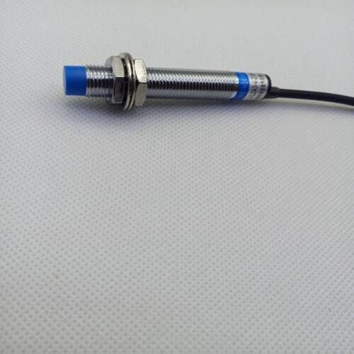 M12电感式接近开关LJ12A3-4-Z/CY直流PNP四线一开一闭DC12V24V36V