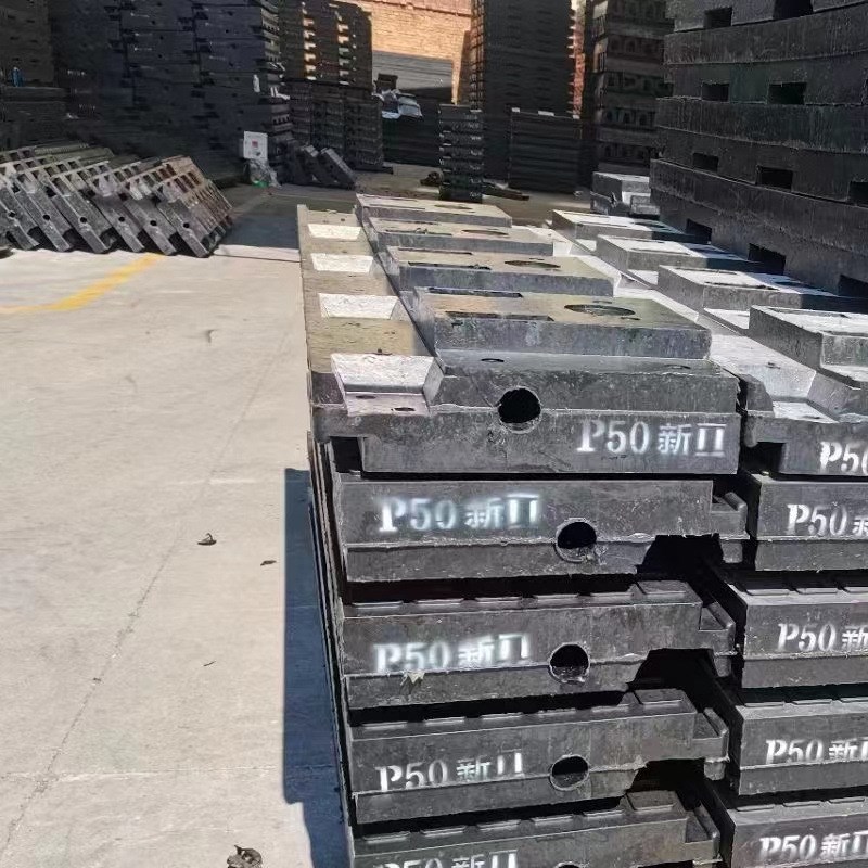 铁路橡胶道口铺面板矿用水泥道口板E多用途轻轨道 铁路公路道口板