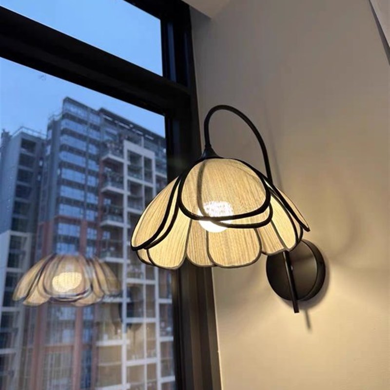 奢灯花瓣灯卧室壁灯墙灯侘寂风客厅吊灯餐厅楼梯过道灯轻奢高级感