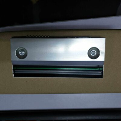 易腾迈 Intermec EC 501 - 200 dpi 1-010010-93 标签打印机打印