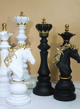 新品北欧国际象棋摆件棋具国王战马王后软装艺术树脂工艺品
