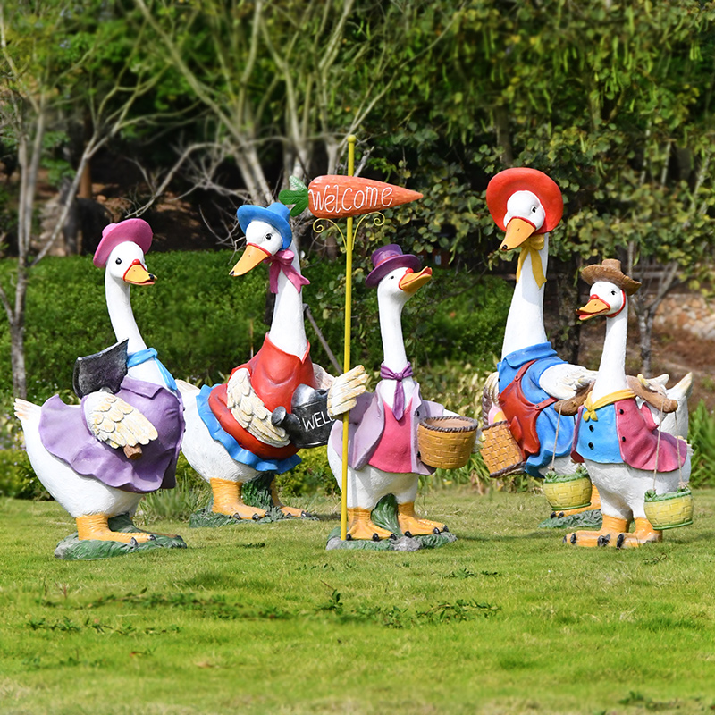 户外大型卡通鸭子家禽模型烤鸭店门口装饰花O园农家乐草坪迎宾摆