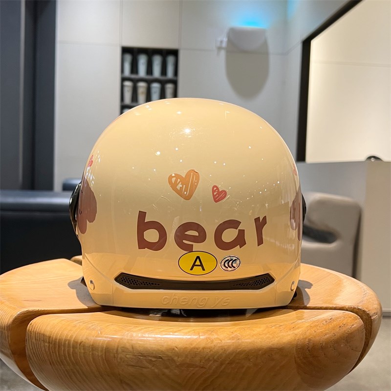 3c认证可爱熊头盔电动车瓶车男女通用小孩春夏卡通安全帽四季摩托