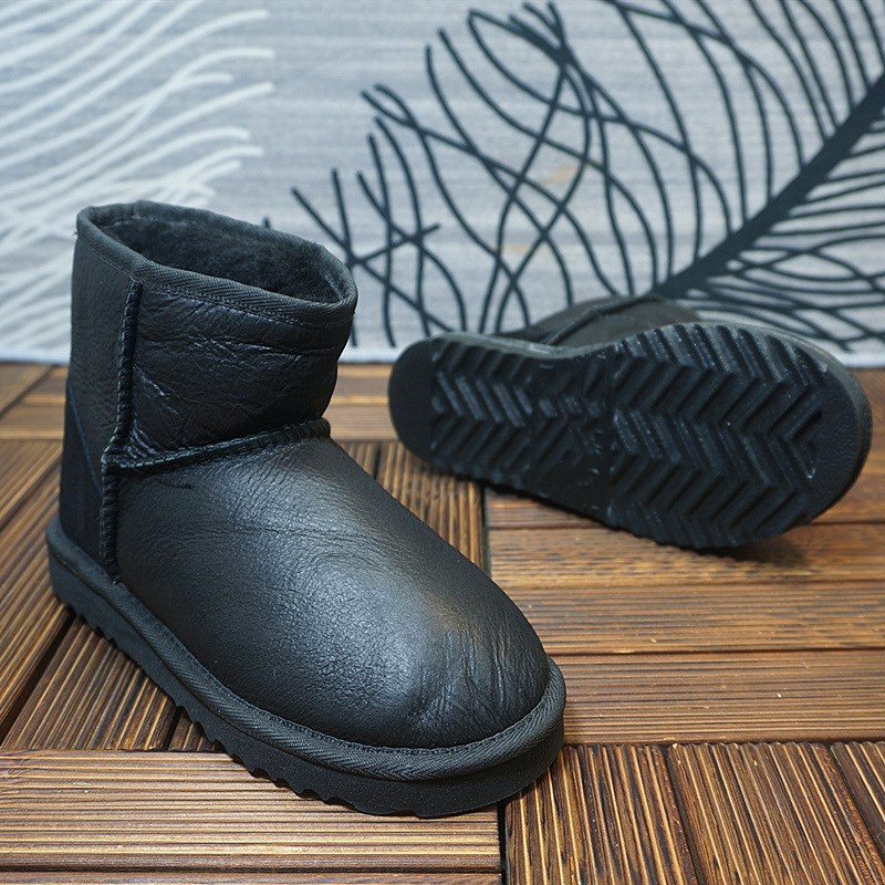 60-2瑕疵处理 真皮羊皮毛一体雪地靴 经典款 套筒短筒靴