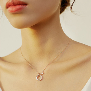 【送礼佳品】大牌明星同款项链女贝母锁骨链