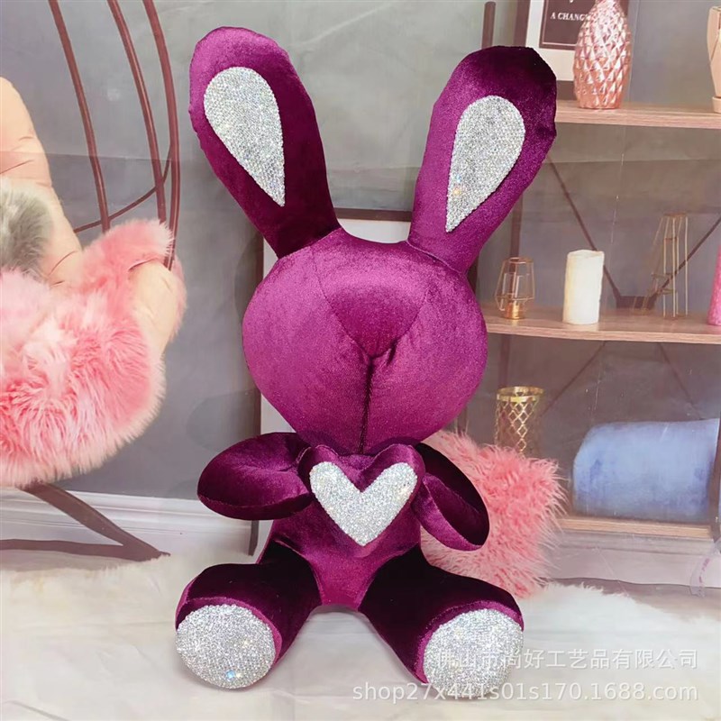 一件代发网红爱心镶钻兔子心形兔子带钻摆件礼玩S偶公仔大兔子娃