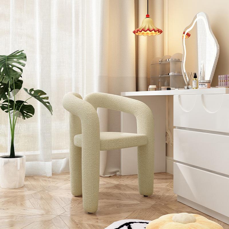 现代化妆椅简约女生卧室梳妆凳家用餐椅轻奢北欧奶油风梳妆台椅子