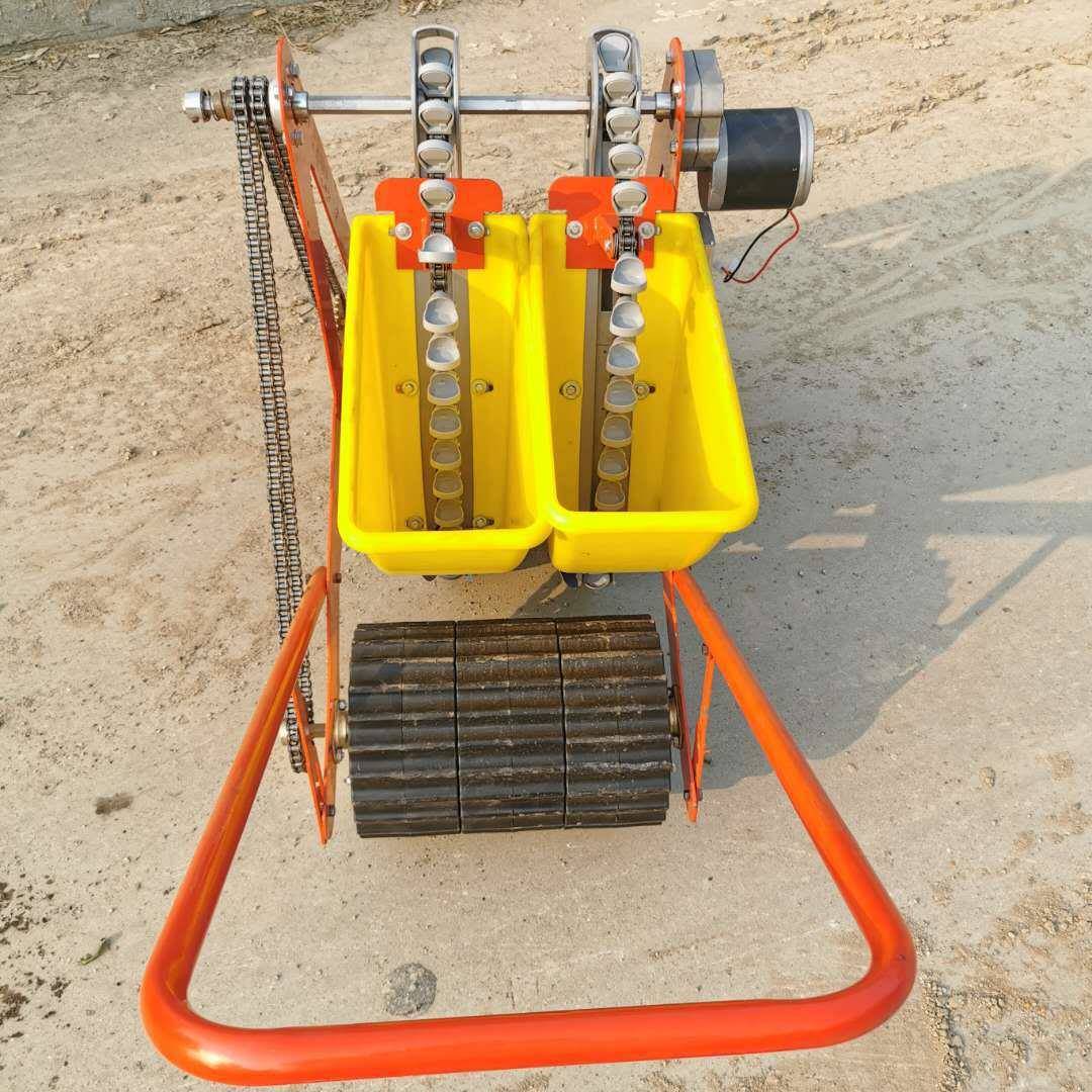 济宁家用人力手推电动大蒜播种机2行3行可选拖拉机带动