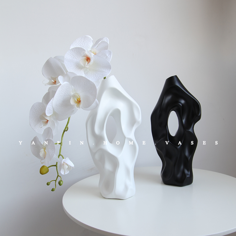 民宿客厅侘寂雕塑花瓶北欧ivns风抽象艺术陶瓷装饰品插花花器摆件