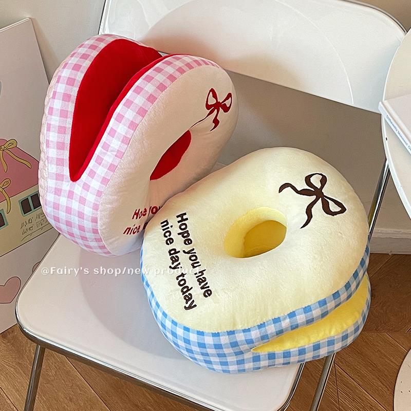 午睡枕办公室2025新款女生抱枕教室小学生午休侧躺枕头护颈趴睡枕