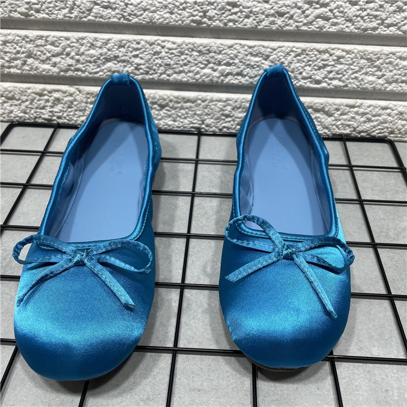 断码处理温柔蝴蝶结绸缎芭蕾舞鞋女春夏款复古圆头浅口一脚蹬单鞋