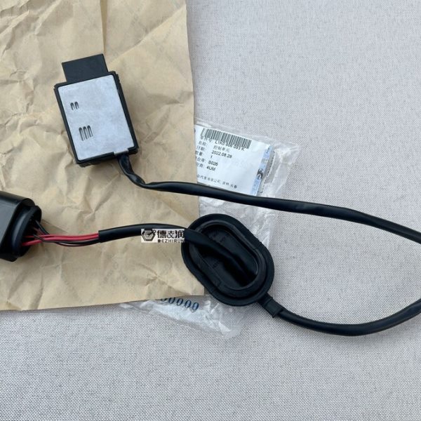 适用迈腾CC速腾途安新帕萨特明锐尚酷 燃油控制器 汽油泵传感器