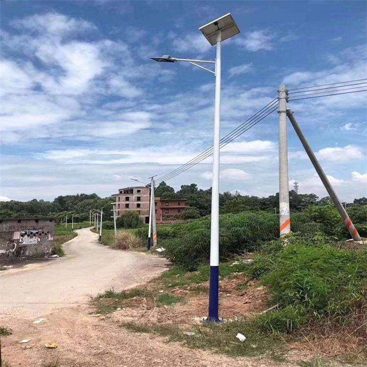 6米太阳能新款路灯户外100w农村太阳能路灯太阳能一体化led路灯