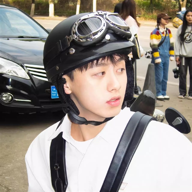 哈雷电动车头盔夏季男生3ce认证电瓶车四季通用款电瓶车安全帽