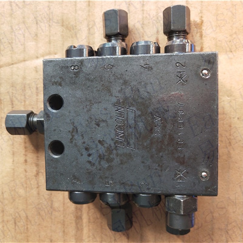 LINCON分配器SSV4SSV6SxSV8SSV10递进式整一进4出孔黄油分配器