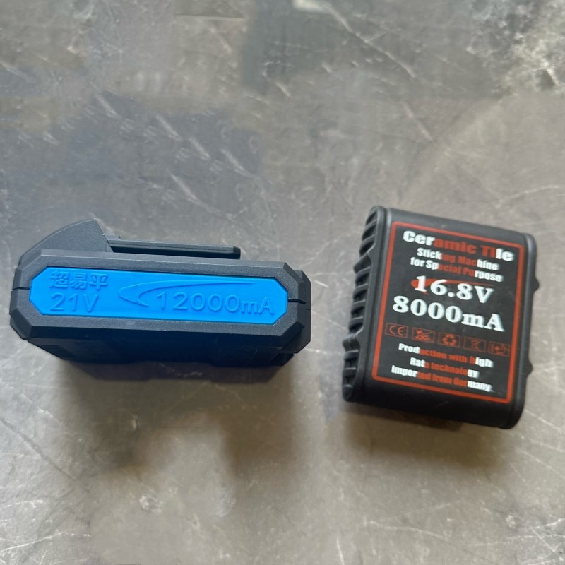 超易平瓷砖平铺机原装K8锂电池2119原厂电池8000毫安12000毫安