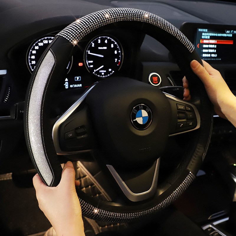 好品质汽车方向盘套女款镶钻荧光四季通用大众奥迪汽车车把套