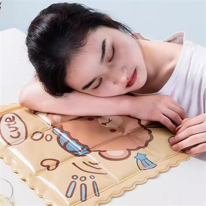 夏季冰垫学生可爱坐垫卡通办公椅子注水凉垫Q冰凉降温凝胶冰坐垫