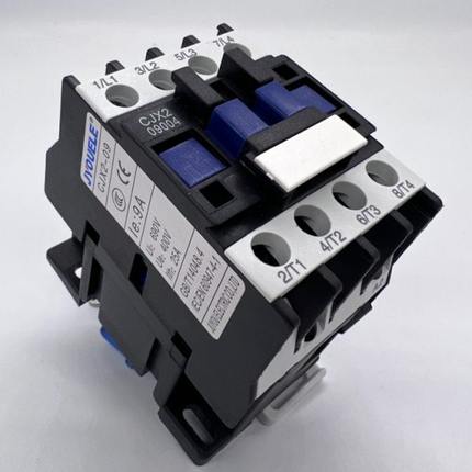 交流四极接触器CJX2-09004加厚银点9A电压380V 220V 24V 48V 36V