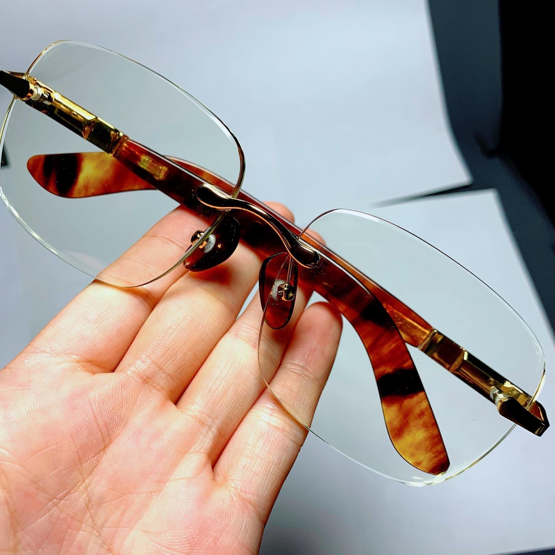 世行水晶石头镜东海天然水晶原石切割竹叶青水晶石清凉眼镜太阳镜