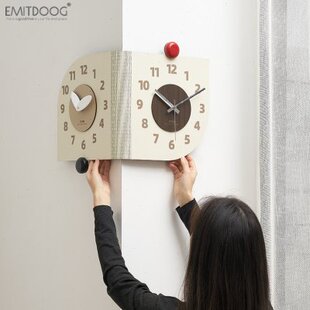 EMITDOOG免打孔双面转角挂钟2024新款客厅简约拐角创意时钟装饰墙
