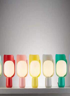 网红Blom台灯创意花瓣式客厅餐桌书房设计样板间卧室床头装饰灯