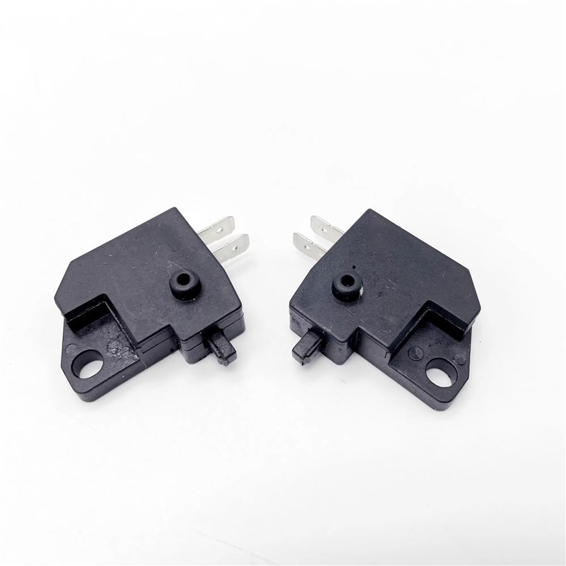 板式开关电动车碟刹开关摩托车踏板前后刹车上泵断电车灯开关配件