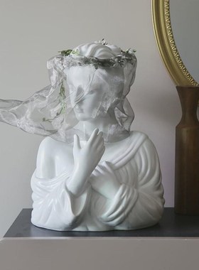 留连法式a高级面纱女孩艺术雕像雕塑玄关客厅家居背景柜奶油风摆