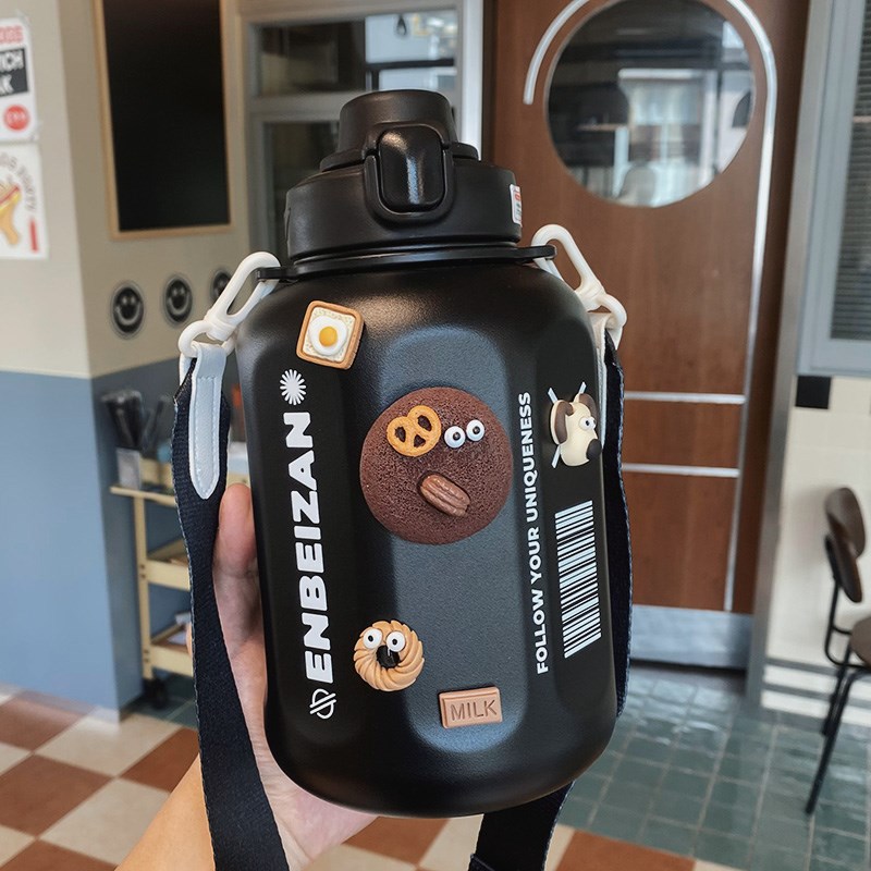 大容量巨无霸保温杯女生带吸管水杯A男生高级感学生保冷杯2024新