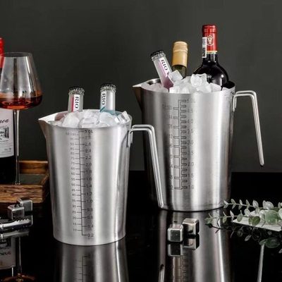 特大容量5000ml304不锈钢量杯带刻度杯3000ml耐高温实验计量杯