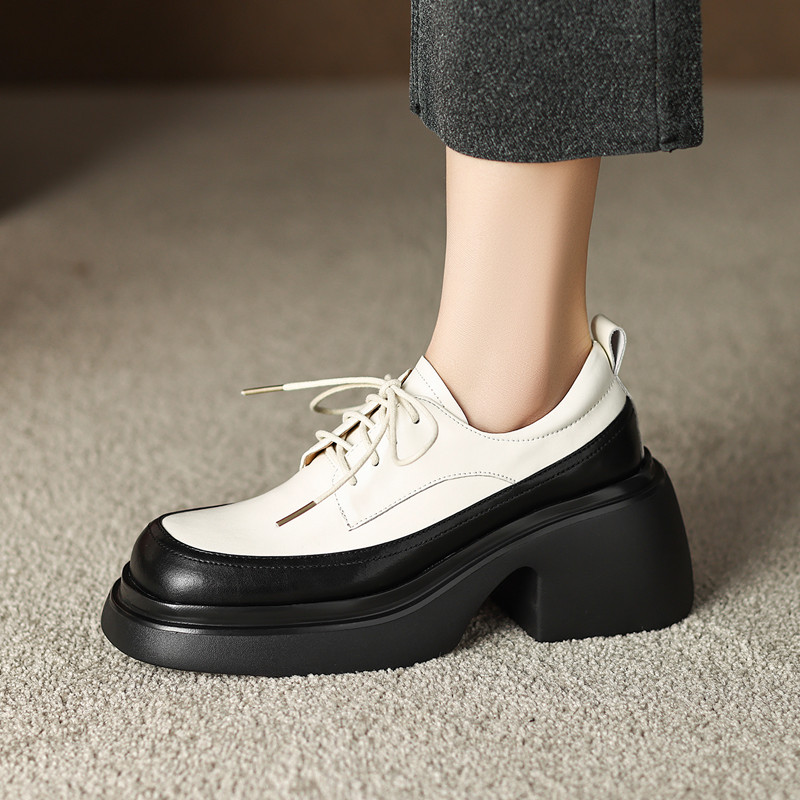 2024春新款真皮厚底棕色系w带小皮鞋女粗跟松糕底圆头复古拼色单