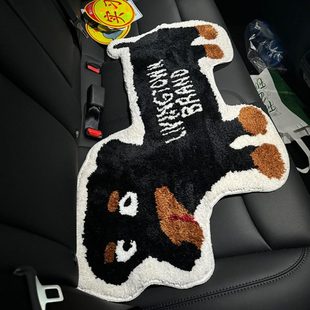 腊肠狗汽车坐垫四季通用单片高级感装饰摆件座椅可爱女士车内时尚