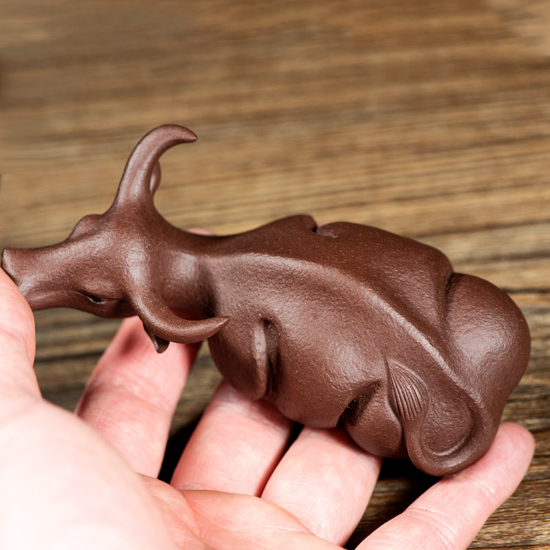 茶宠紫砂可养水牛摆件扭转乾坤z雕塑茶玩茶盘装饰小件精美茶礼品